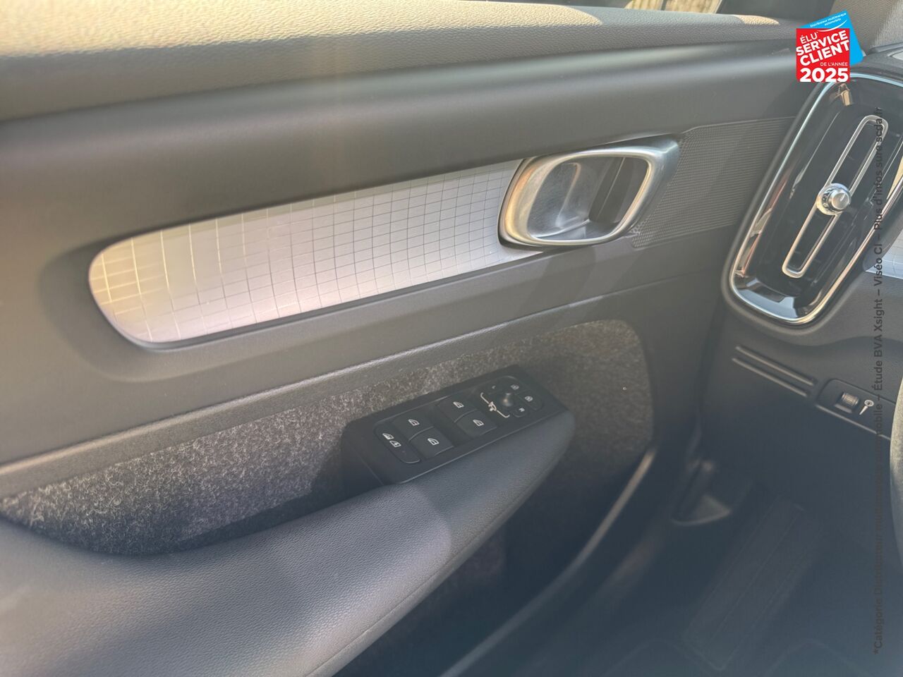 Véhicule d'occasion VOLVO XC40 T2 129CH BUSINESS GEARTRONIC 8 chez Hyundai Chalons