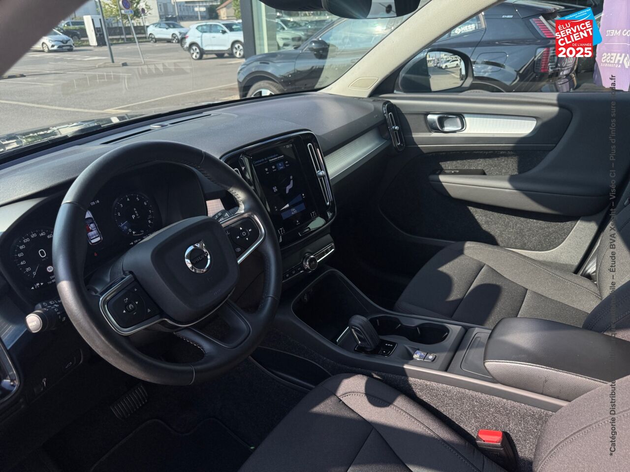 Véhicule d'occasion VOLVO XC40 T2 129CH BUSINESS GEARTRONIC 8 chez Hyundai Chalons