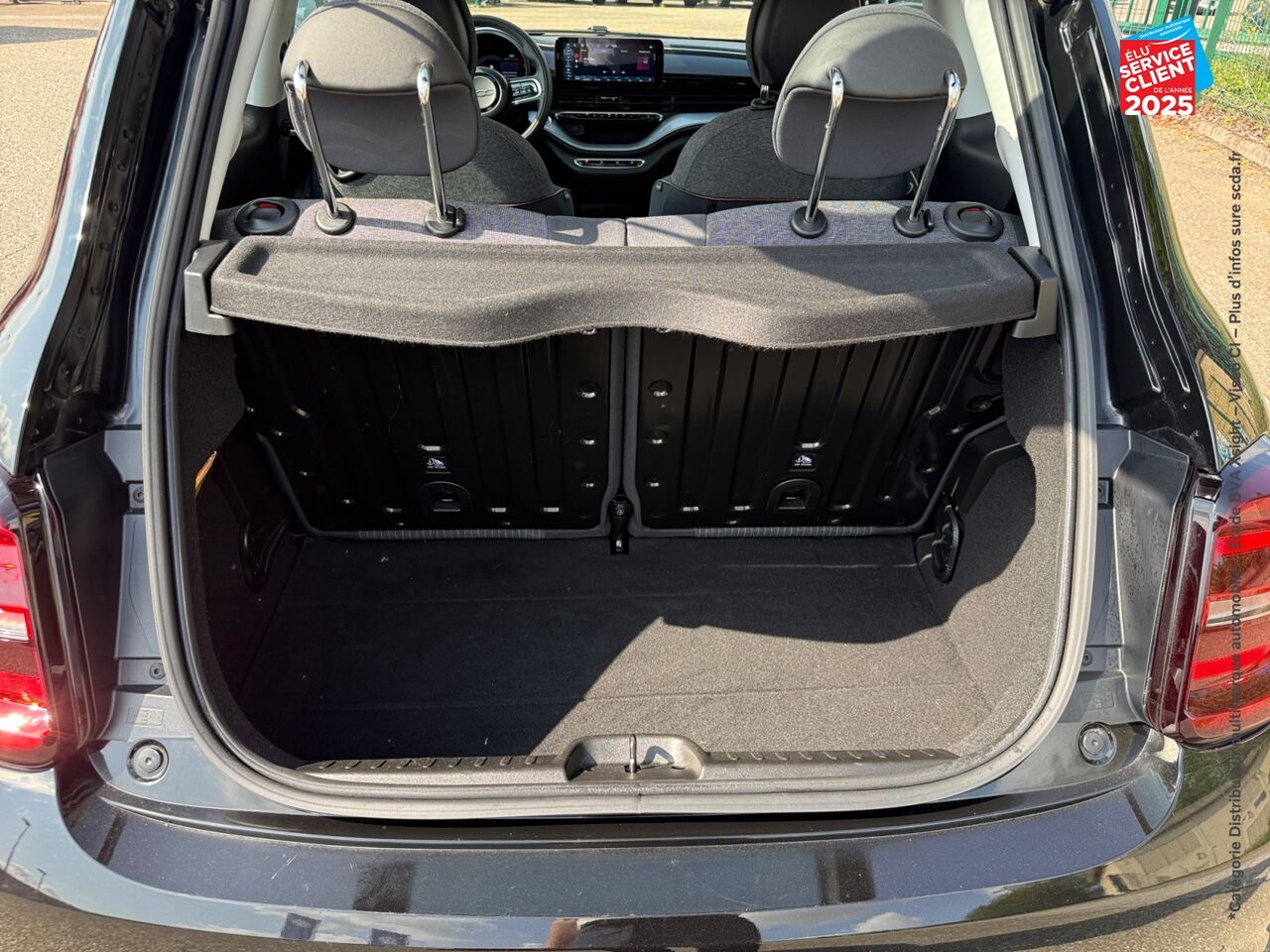 Véhicule d'occasion FIAT 500 E 118CH ICONE PLUS TOUVRANT GPS chez Toyota Thionville