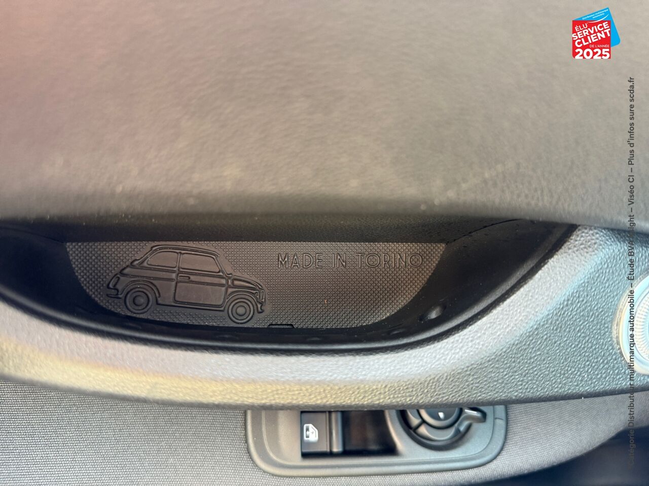 Véhicule d'occasion FIAT 500 E 118CH ICONE PLUS TOUVRANT GPS chez Toyota Thionville