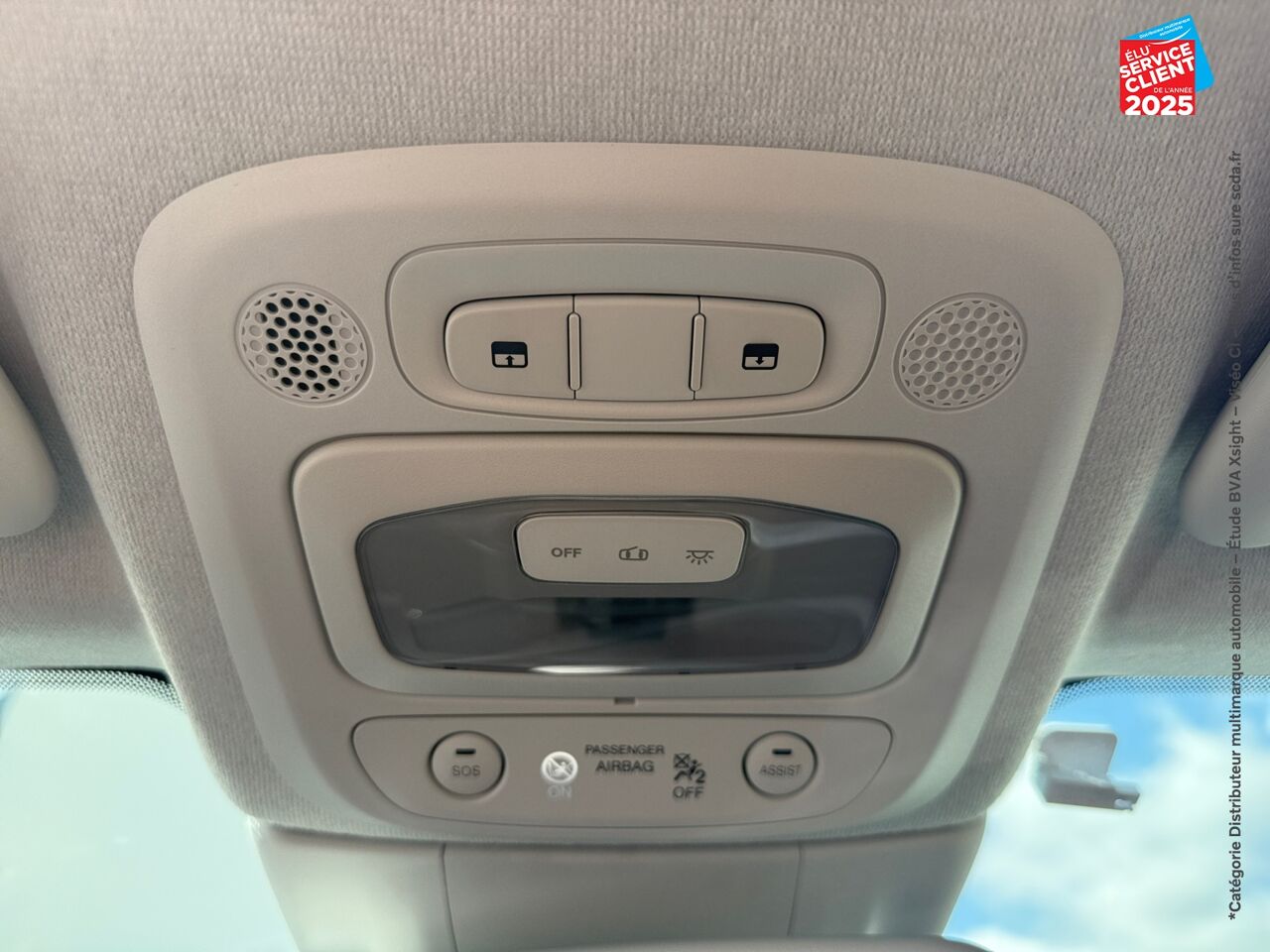 Véhicule d'occasion FIAT 500 E 118CH ICONE PLUS TOUVRANT GPS chez Toyota Thionville