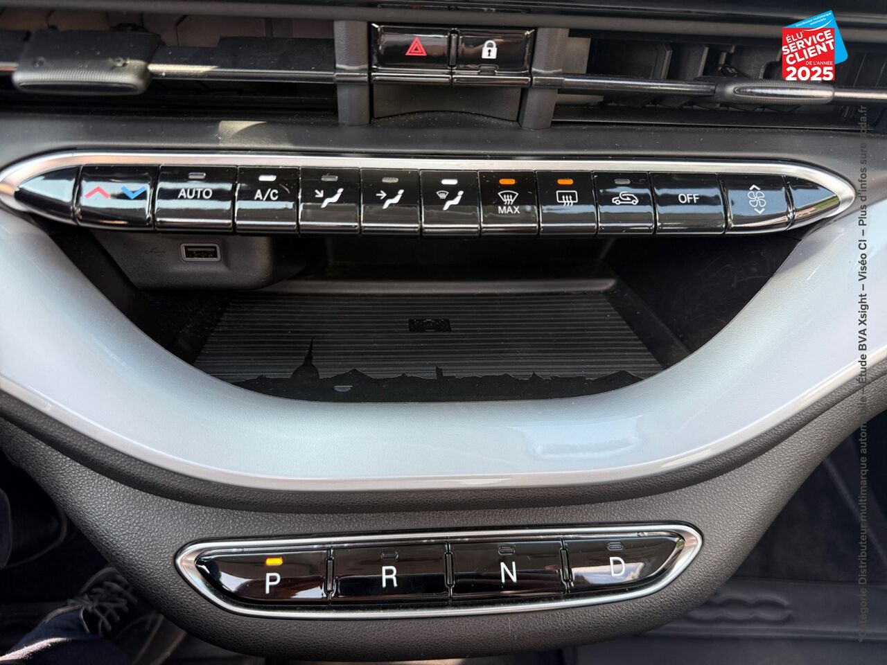 Véhicule d'occasion FIAT 500 E 118CH ICONE PLUS TOUVRANT GPS chez Toyota Thionville