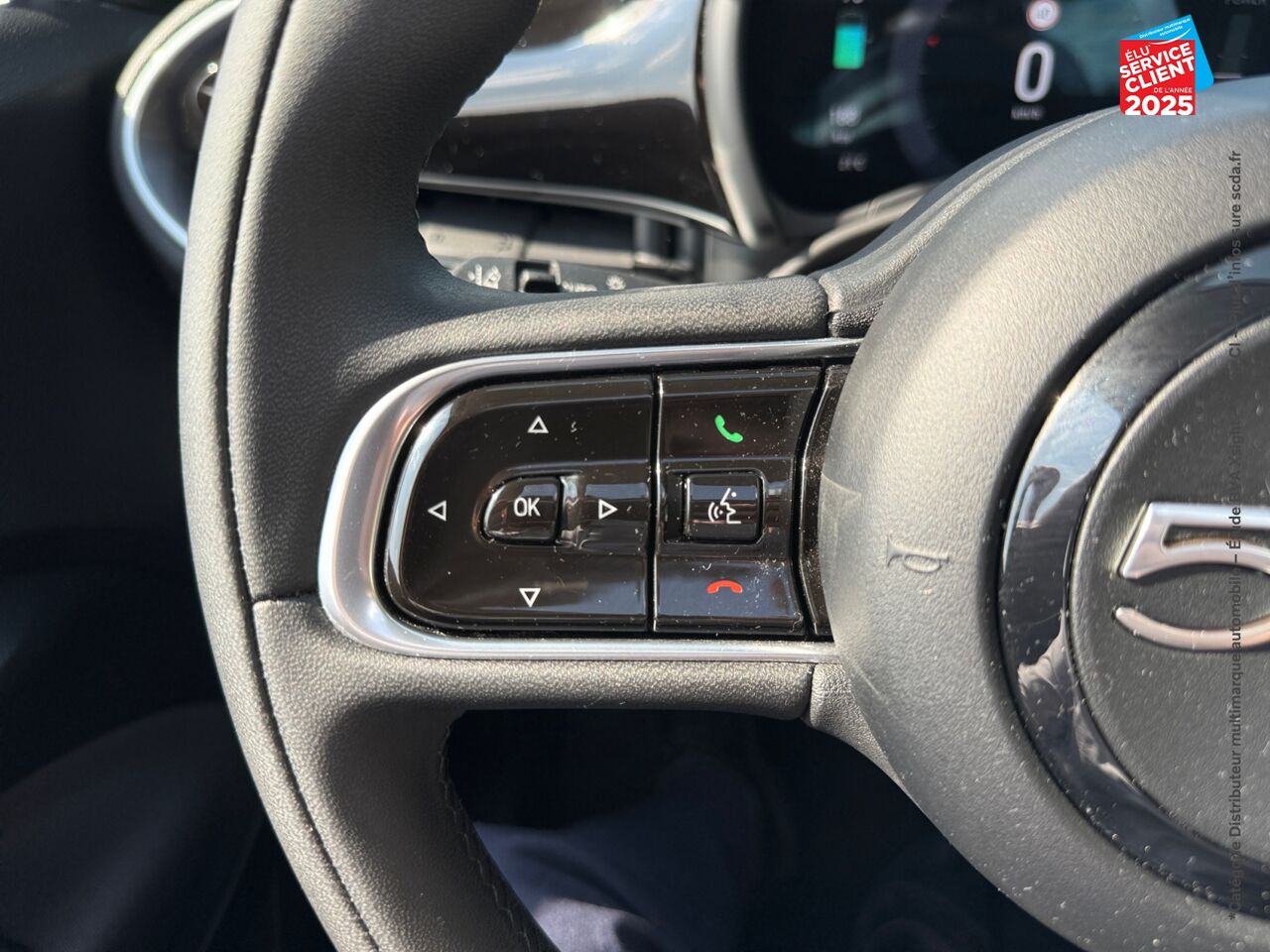 Véhicule d'occasion FIAT 500 E 118CH ICONE PLUS TOUVRANT GPS chez Toyota Thionville