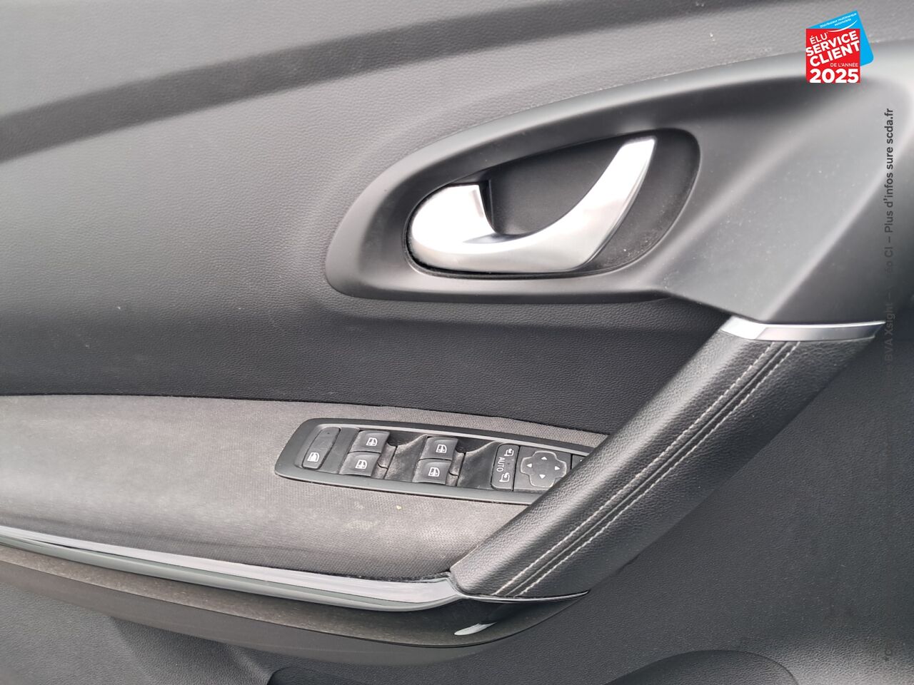 Véhicule d'occasion RENAULT KADJAR 1.5 BLUE DCI 115CH BUSINESS - 21 chez Renault Strasbourg