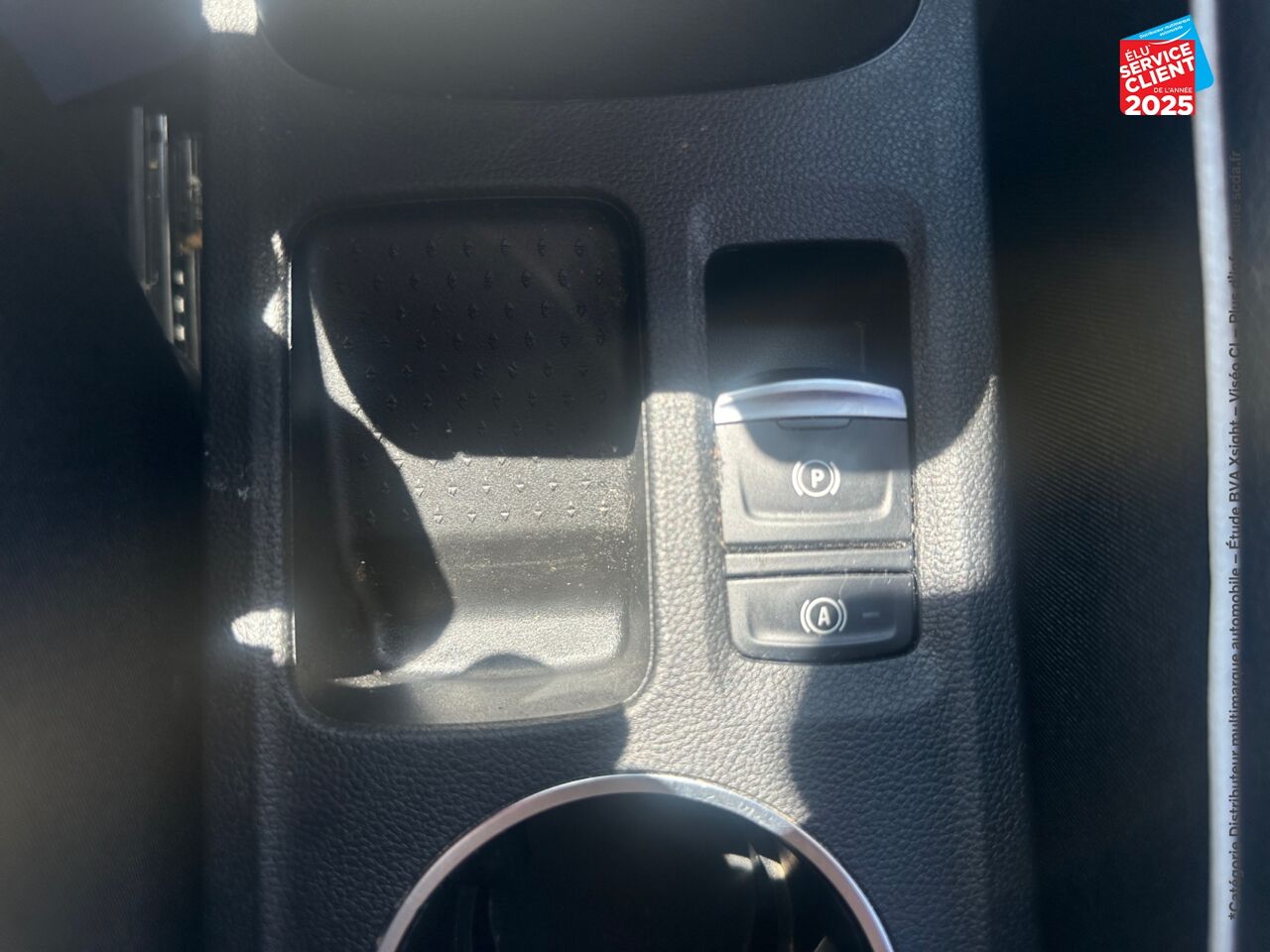 Véhicule d'occasion RENAULT CAPTUR 1.3 TCE 140CH FAP INTENS EDC -21 CAMERA GPS chez Renault Sélestat