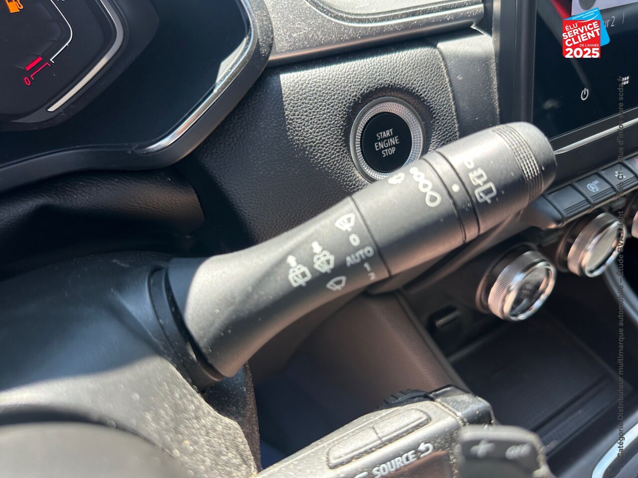 Véhicule d'occasion RENAULT CAPTUR 1.3 TCE 140CH FAP INTENS EDC -21 CAMERA GPS chez Renault Sélestat