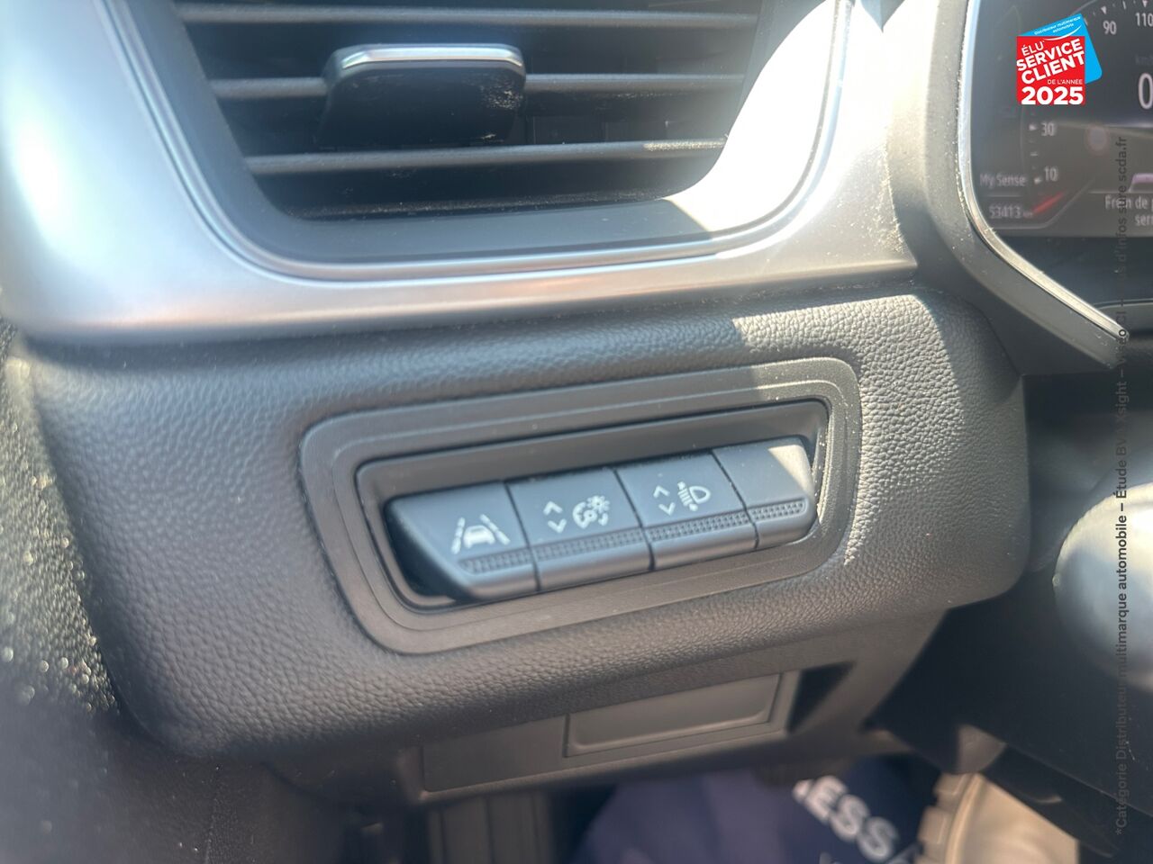 Véhicule d'occasion RENAULT CAPTUR 1.3 TCE 140CH FAP INTENS EDC -21 CAMERA GPS chez Renault Sélestat