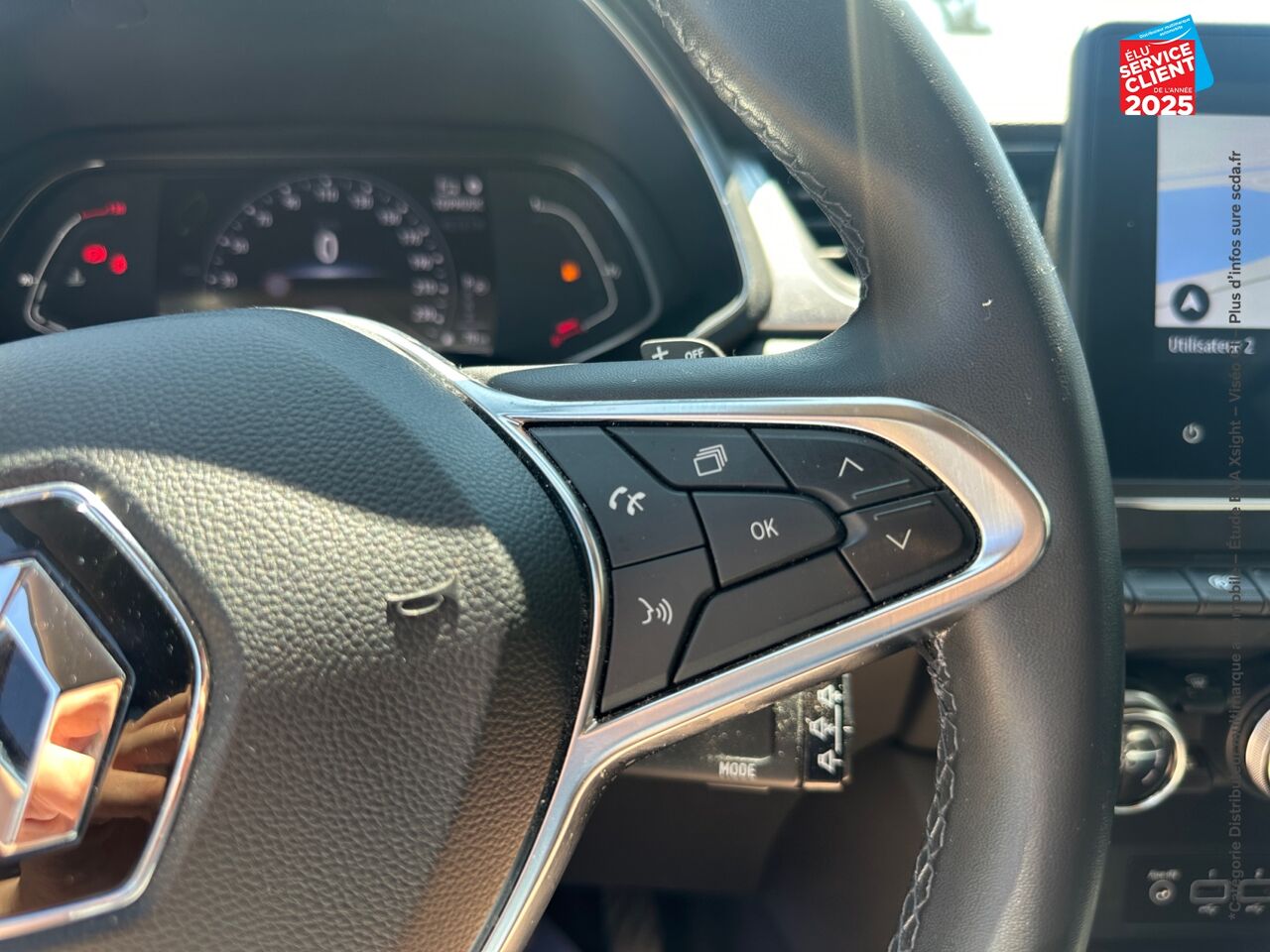 Véhicule d'occasion RENAULT CAPTUR 1.3 TCE 140CH FAP INTENS EDC -21 CAMERA GPS chez Renault Sélestat