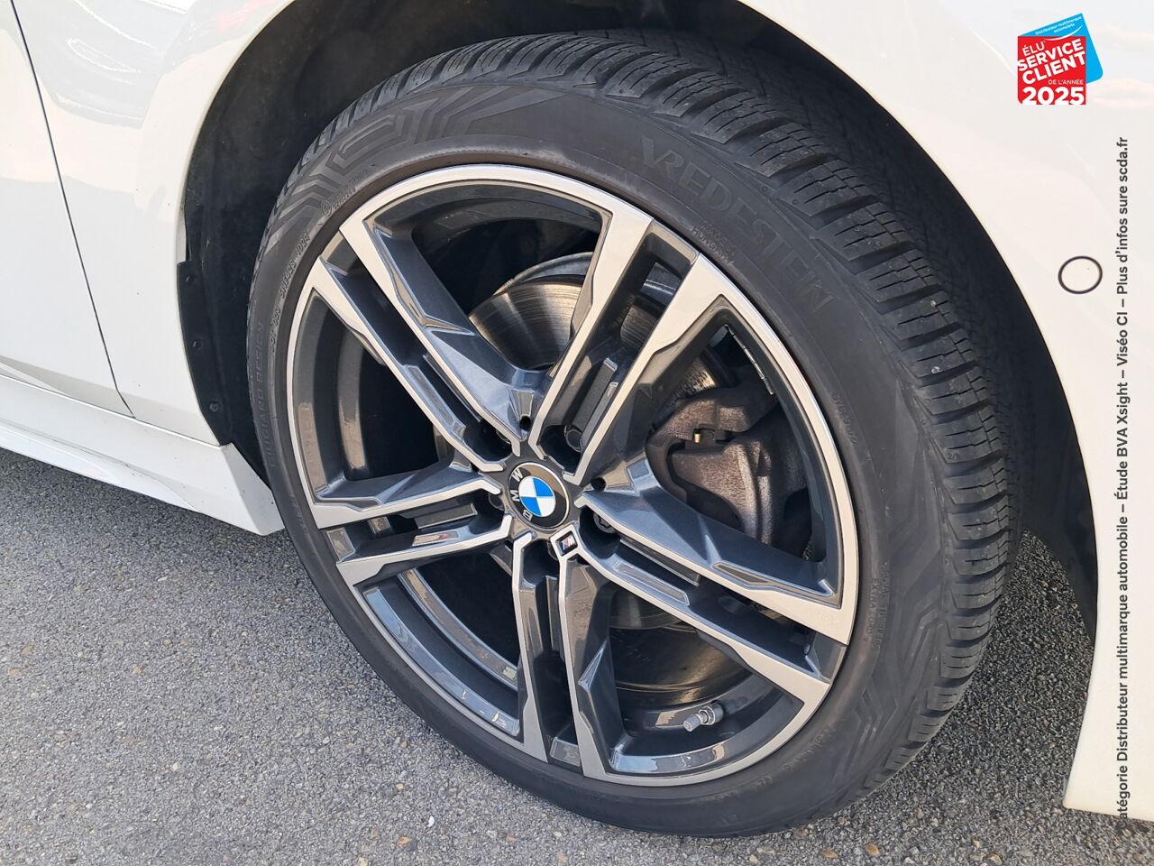 Véhicule d'occasion BMW SERIE 1 116IA 109CH EDITION M DESIGN DKG7 chez BMW Besançon
