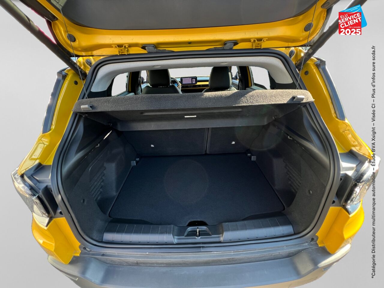 Véhicule d'occasion JEEP AVENGER ELECTRIQUE 156CH 115KW 1ST EDITION chez Peugeot Sedan
