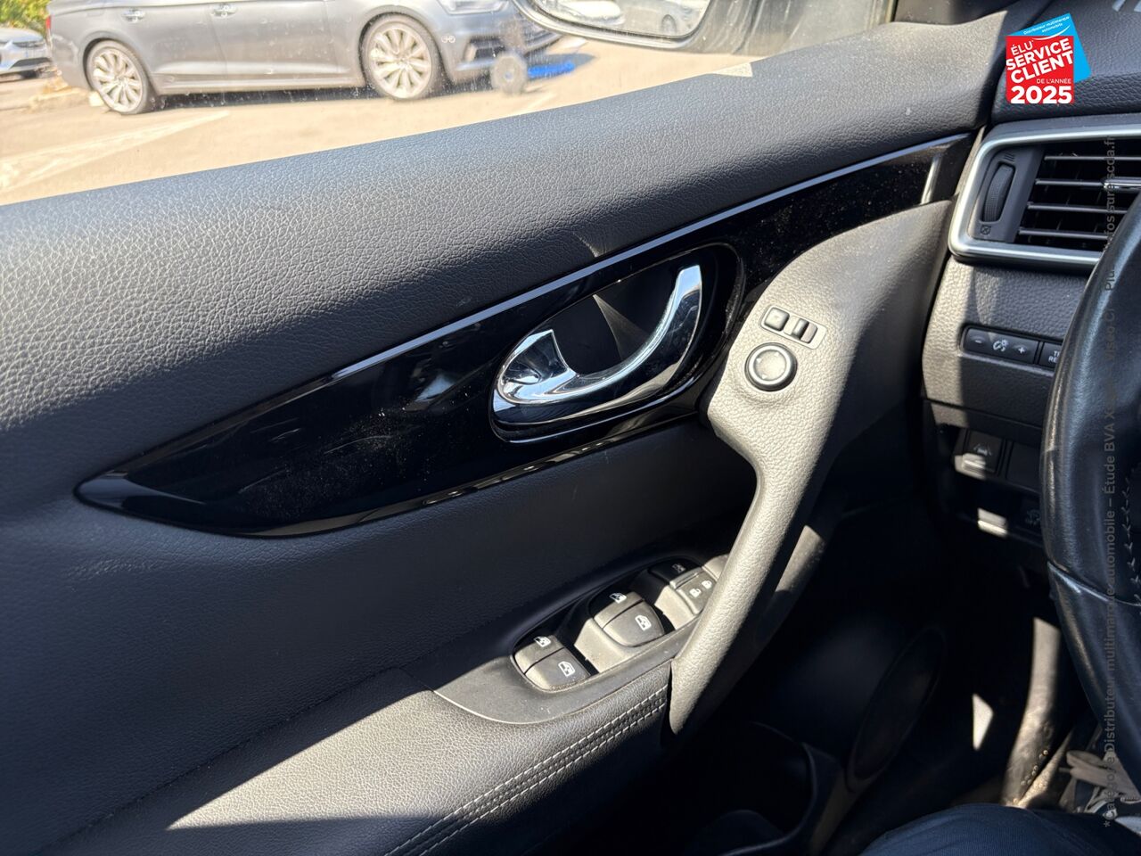 Véhicule d'occasion NISSAN QASHQAI 1.3 DIG-T 140CH N-CONNECTA EURO6D-T chez Renault Colmar