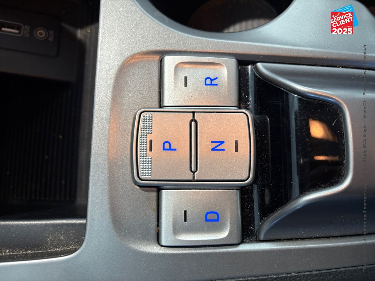Véhicule d'occasion HYUNDAI KONA ELECTRIC 136CH INTUITIVE EURO6D-T EVAP 2CV chez Hyundai Epernay
