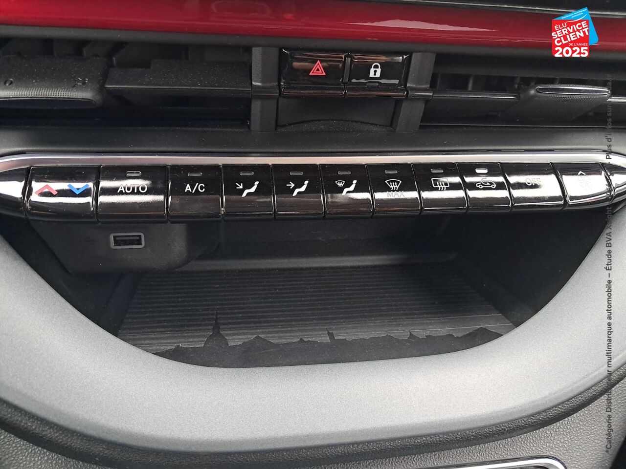 Véhicule d'occasion FIAT 500 E 95CH RED MY23 chez Opel Saint-Dizier