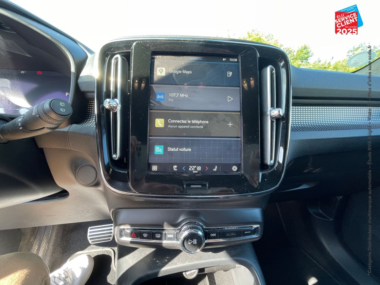 Véhicule d'occasion VOLVO XC40 RECHARGE 231CH PLUS EDT CAMERA chez Volvo Epernay
