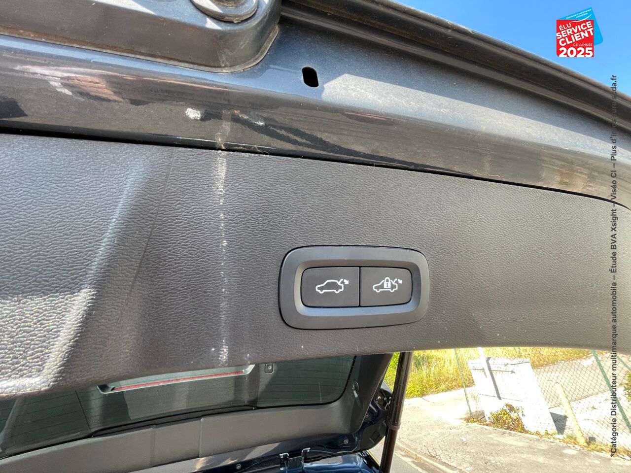 Véhicule d'occasion VOLVO XC40 RECHARGE 231CH PLUS EDT CAMERA chez Volvo Epernay
