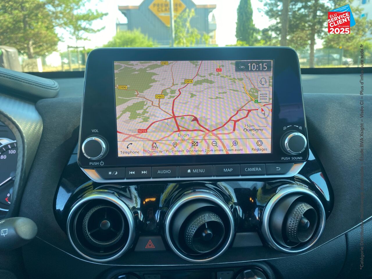 Véhicule d'occasion NISSAN JUKE 1.0 DIG-T 114CH N-DESIGN DCT 2021 SIEGES CHAUF GPS CAMERA BOSE chez Hyundai Chalons