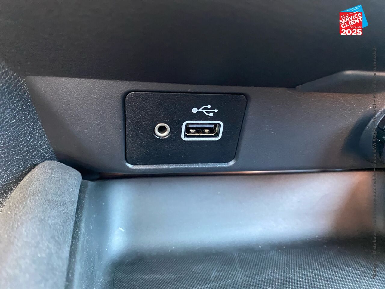 Véhicule d'occasion NISSAN JUKE 1.0 DIG-T 114CH N-DESIGN DCT 2021 SIEGES CHAUF GPS CAMERA BOSE chez Hyundai Chalons