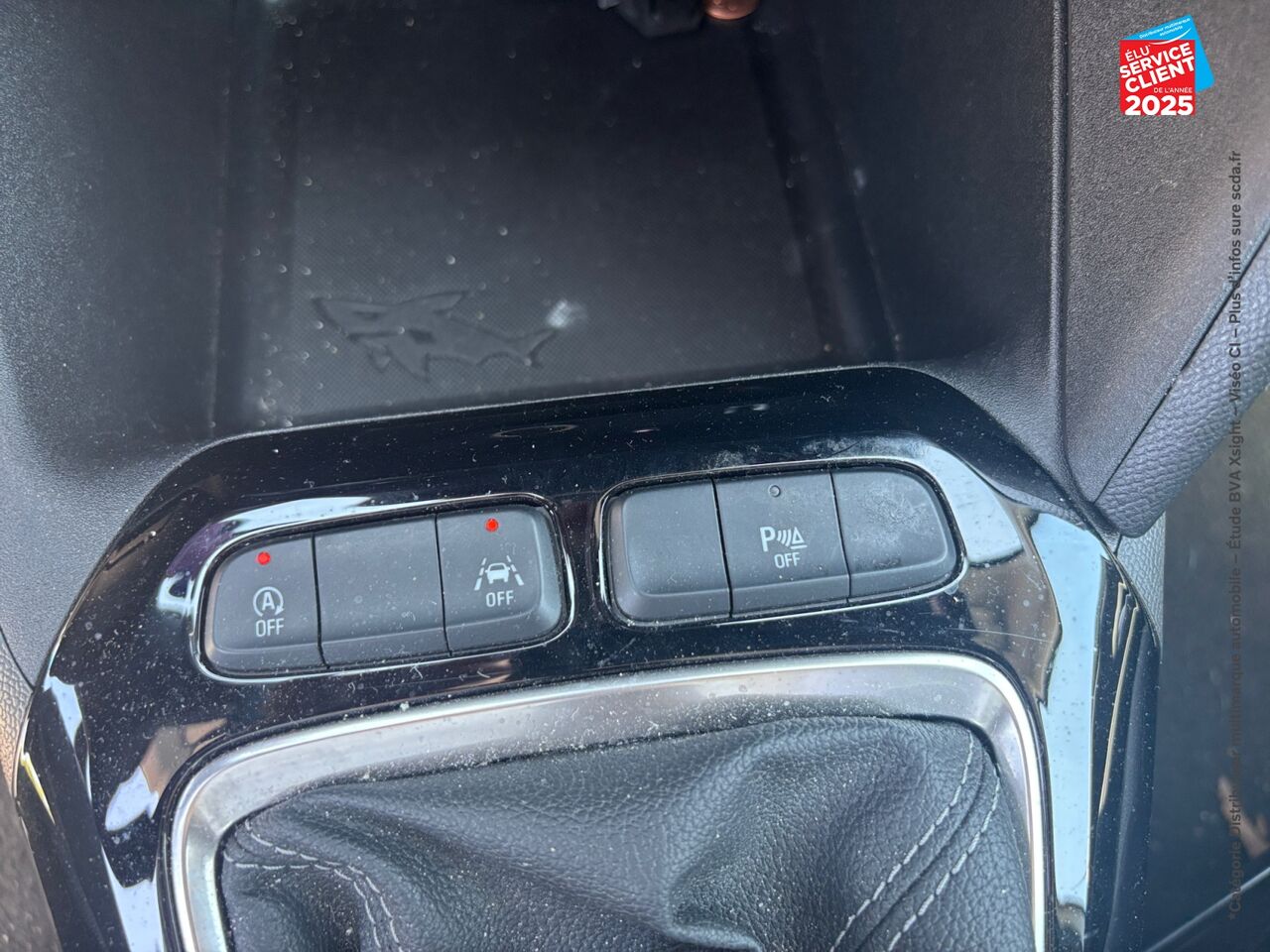 Véhicule d'occasion OPEL CORSA 1.2 75CH ELEGANCE BUSINESS GPS CARPLAY chez Renault Montbéliard
