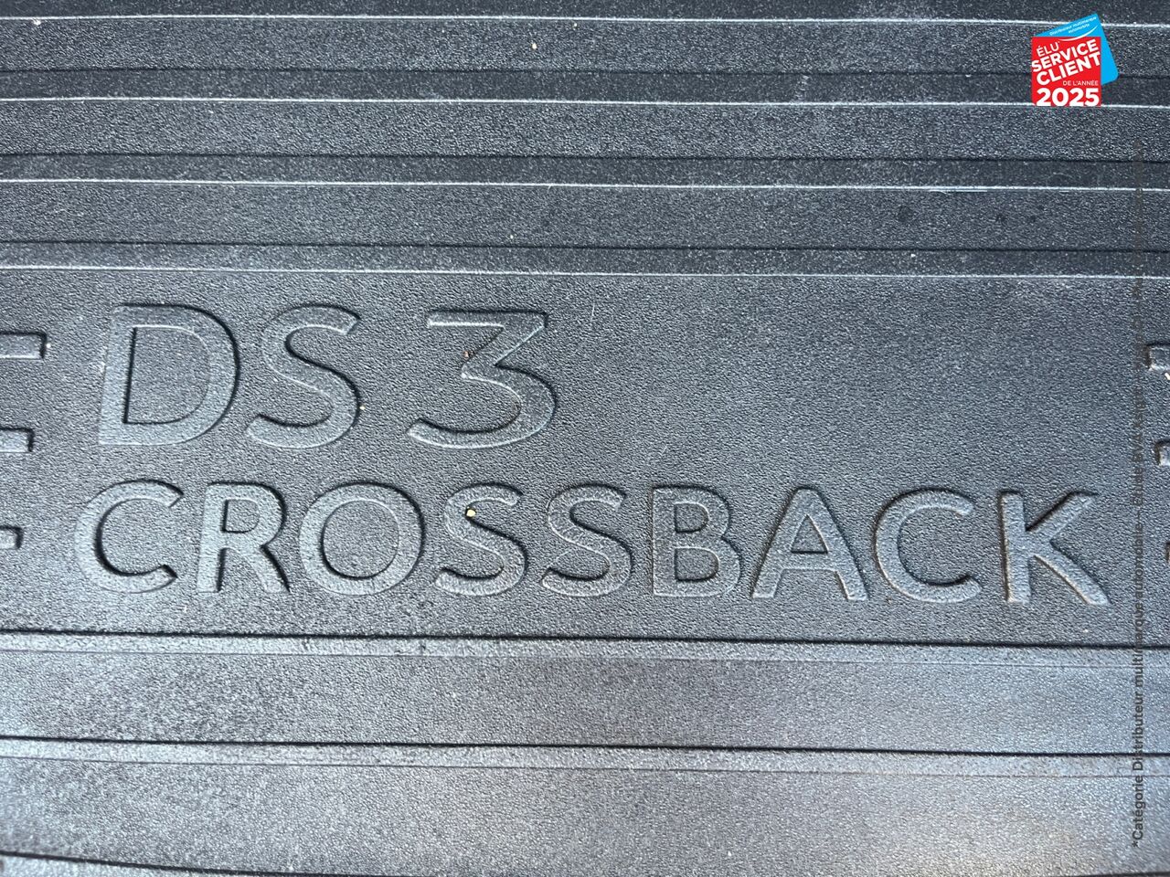 Véhicule d'occasion DS DS 3 CROSSBACK PURETECH 130CH GRAND CHIC AUTOMATIQUE 7CV chez BMW Pontarlier