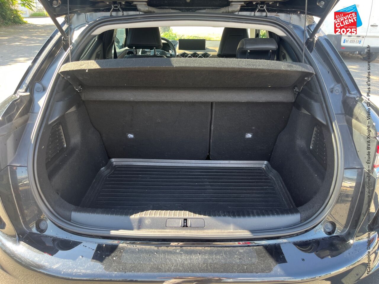 Véhicule d'occasion DS DS 3 CROSSBACK PURETECH 130CH GRAND CHIC AUTOMATIQUE 7CV chez BMW Pontarlier