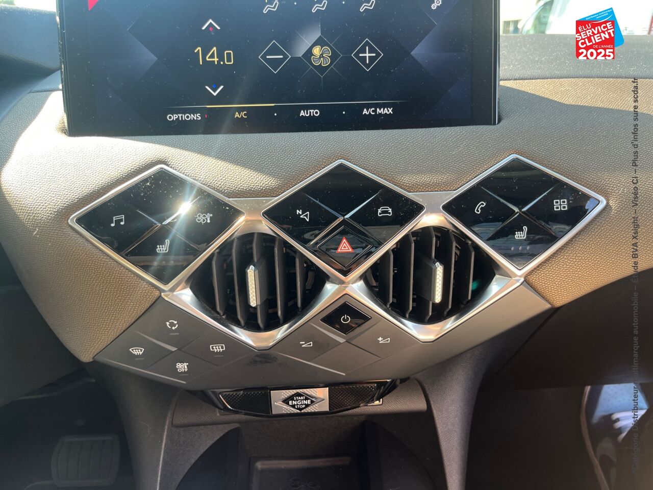 Véhicule d'occasion DS DS 3 CROSSBACK PURETECH 130CH GRAND CHIC AUTOMATIQUE 7CV chez BMW Pontarlier