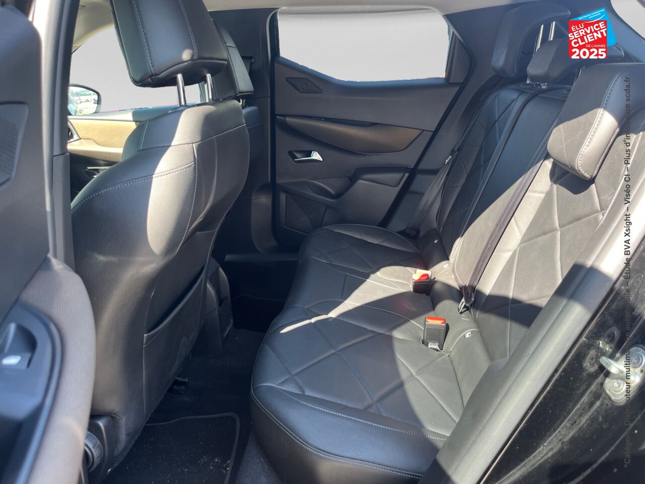 Véhicule d'occasion DS DS 3 CROSSBACK PURETECH 130CH GRAND CHIC AUTOMATIQUE 7CV chez BMW Pontarlier