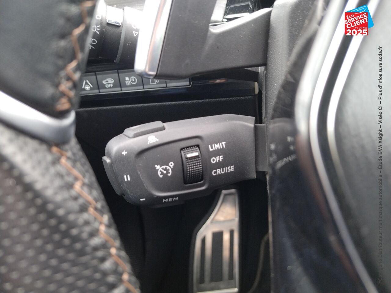 Véhicule d'occasion PEUGEOT 508 SW HYBRID 225CH GT E-EAT8 TOUVRANT SIEGE CHAUF CAMERA GPS chez Toyota Saint Dizier