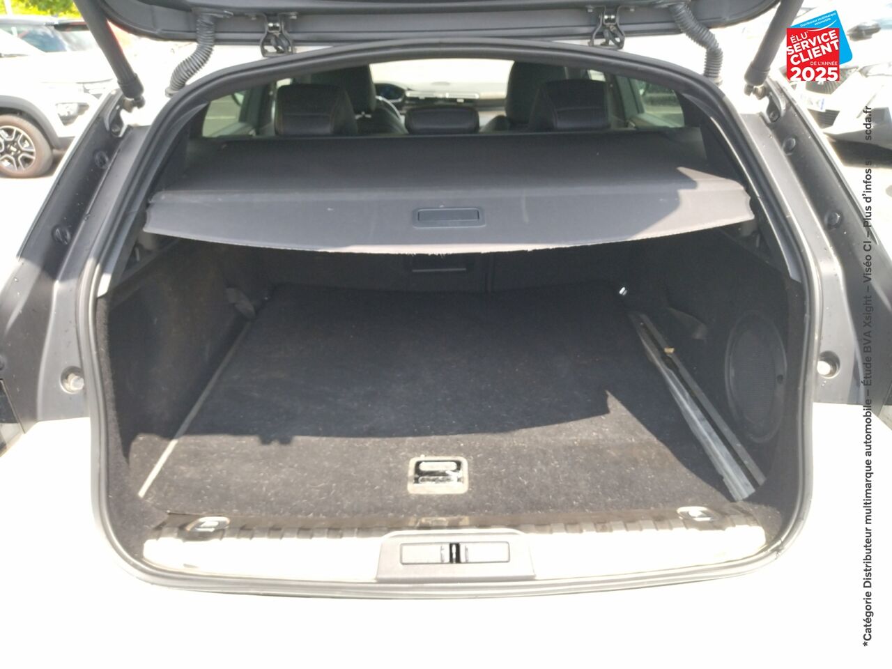 Véhicule d'occasion PEUGEOT 508 SW HYBRID 225CH GT E-EAT8 TOUVRANT SIEGE CHAUF CAMERA GPS chez Toyota Saint Dizier