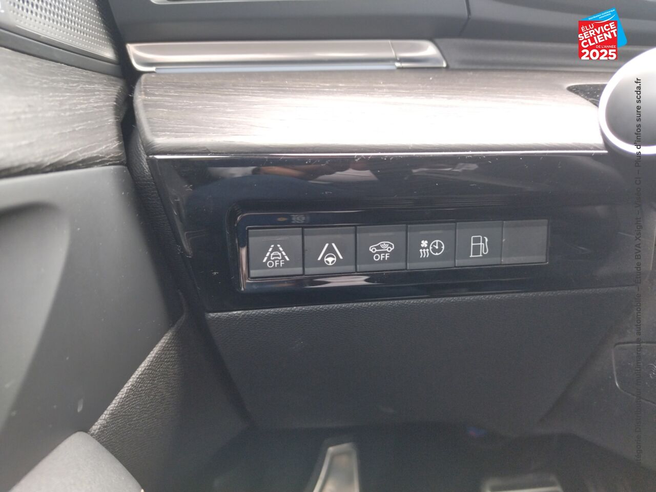 Véhicule d'occasion PEUGEOT 508 SW HYBRID 225CH GT E-EAT8 TOUVRANT SIEGE CHAUF CAMERA GPS chez Toyota Saint Dizier