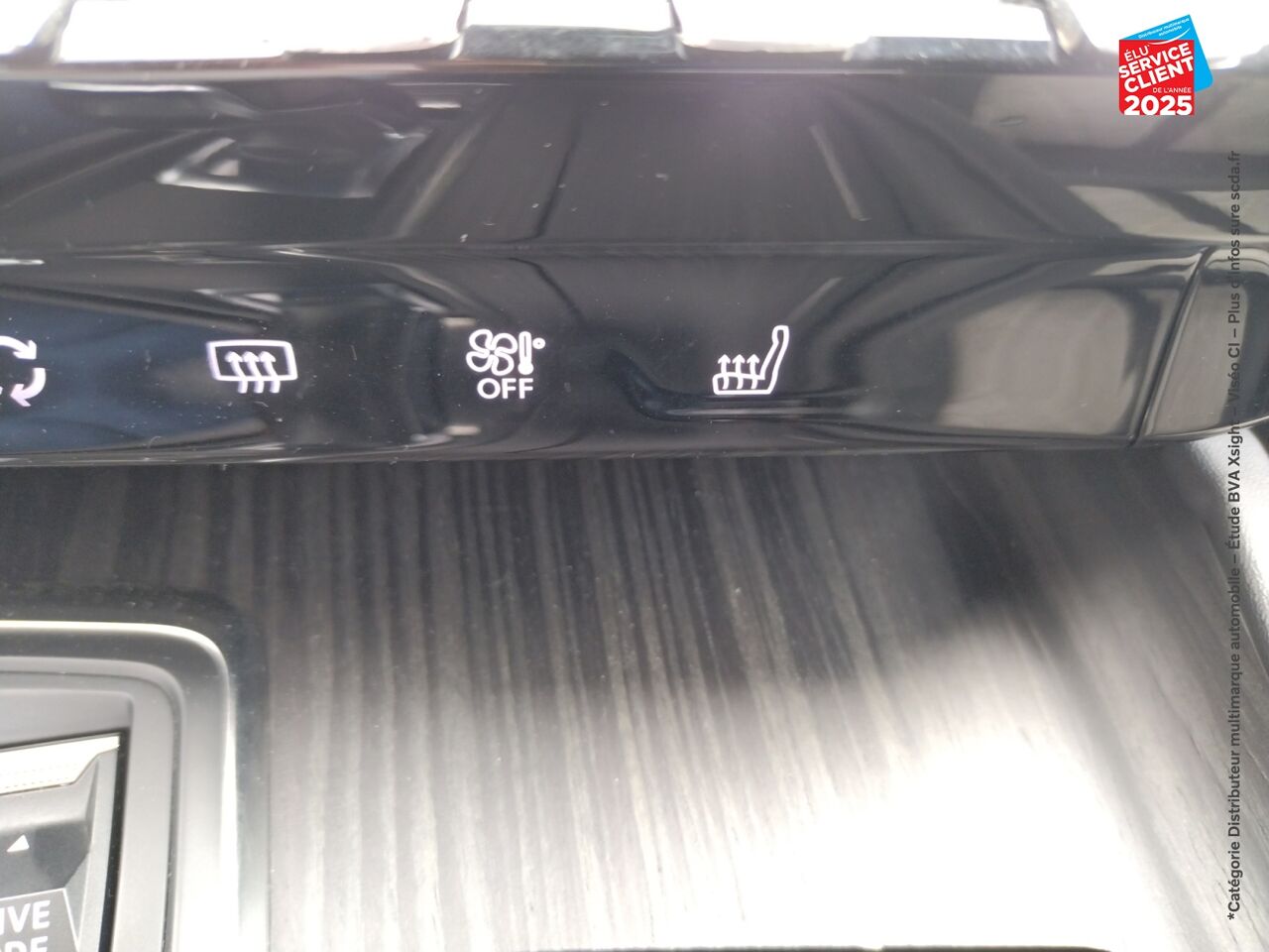 Véhicule d'occasion PEUGEOT 508 SW HYBRID 225CH GT E-EAT8 TOUVRANT SIEGE CHAUF CAMERA GPS chez Toyota Saint Dizier