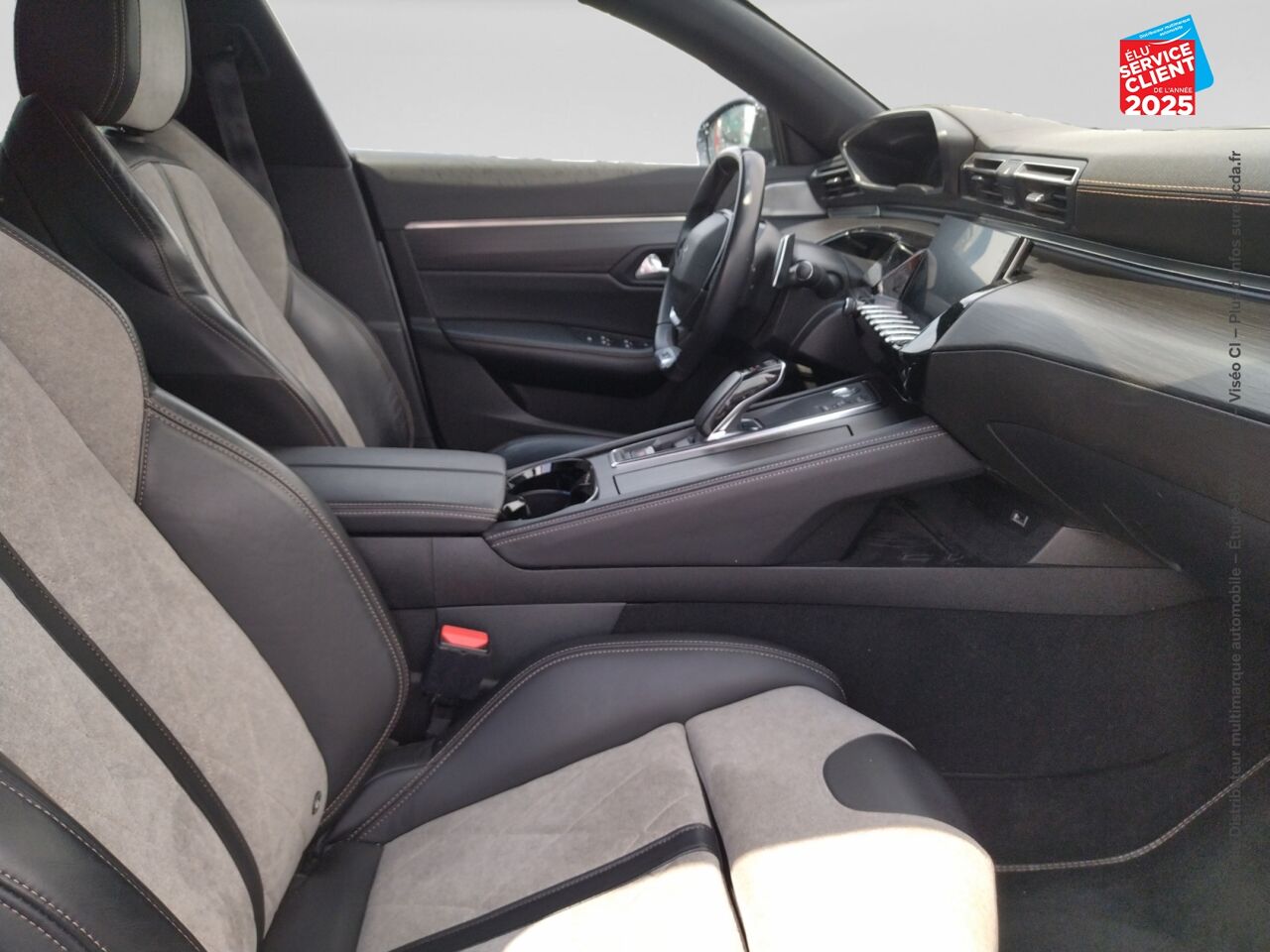 Véhicule d'occasion PEUGEOT 508 SW HYBRID 225CH GT E-EAT8 TOUVRANT SIEGE CHAUF CAMERA GPS chez Toyota Saint Dizier