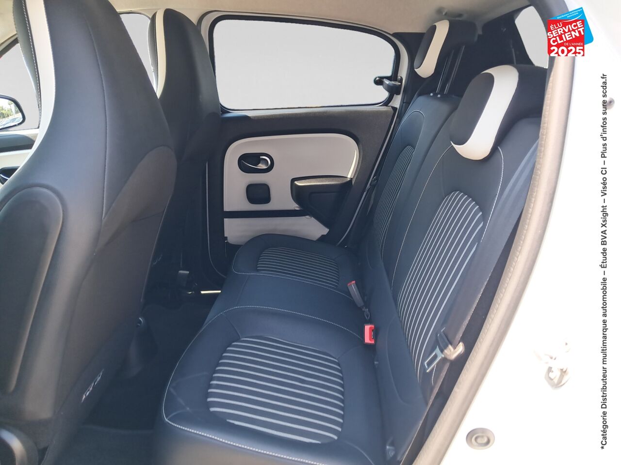 Véhicule d'occasion RENAULT TWINGO E-TECH ELECTRIC INTENS R80 ACHAT INTEGRAL - 21MY chez Fiat Mulhouse