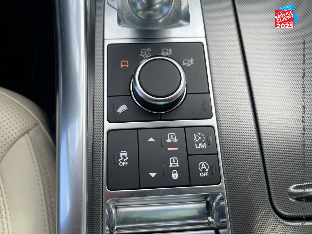 Véhicule d'occasion LAND-ROVER RANGE ROVER SPORT 3.0 TDV6 258CH HSE DYNAMIC MARK V chez Renault Sélestat