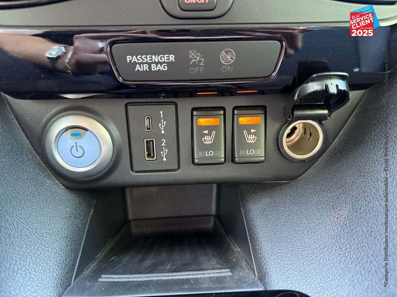 Véhicule d'occasion NISSAN LEAF 150CH 40KWH N-CONNECTA 21 chez Hyundai Chalons
