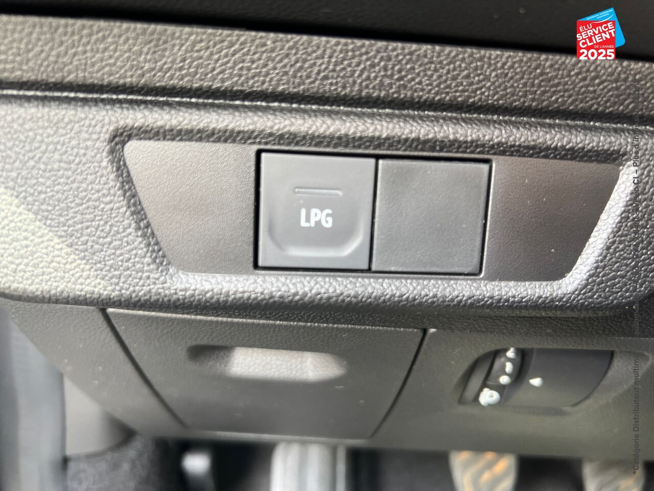 Véhicule d'occasion DACIA SANDERO 1.0 ECO-G 100CH STEPWAY EXTREME + chez Renault Sélestat