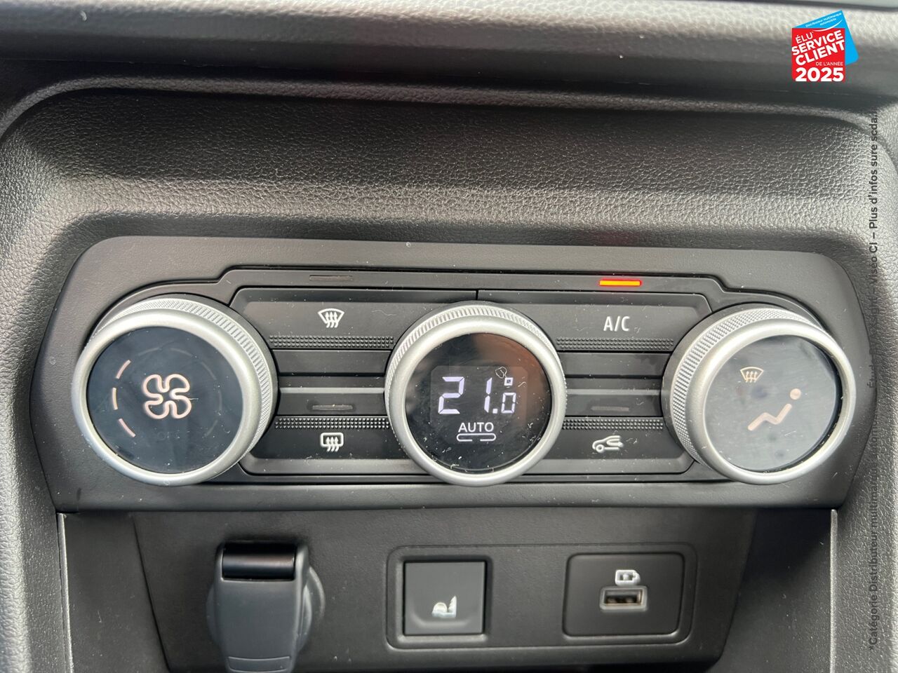 Véhicule d'occasion DACIA SANDERO 1.0 ECO-G 100CH STEPWAY EXTREME + chez Renault Sélestat
