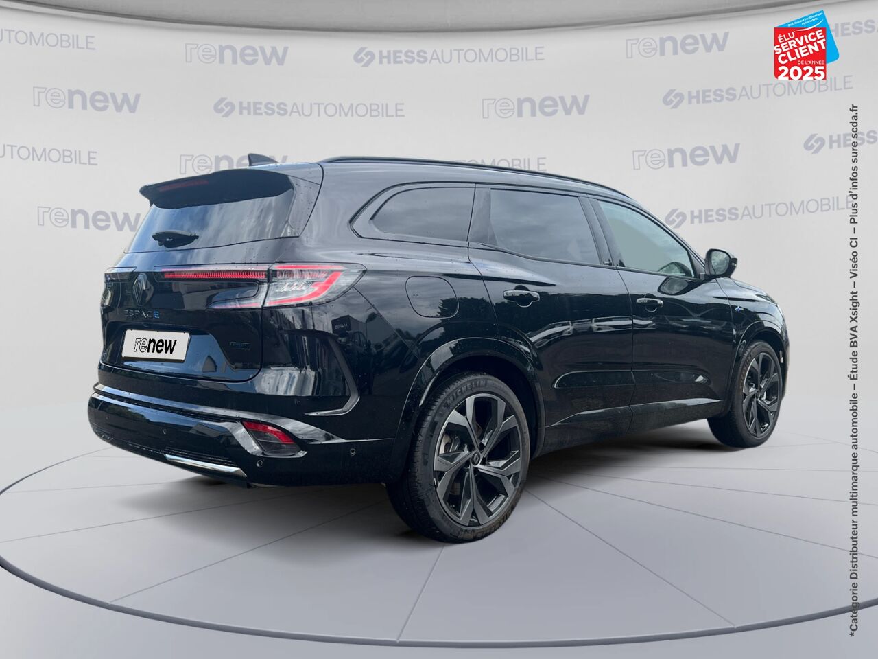 Véhicule d'occasion RENAULT ESPACE 1.2 E-TECH FULL HYBRID 200CH ESPRIT ALPINE TPANO SIEGES CHAUF GPS CAMERA CARPLAY chez Peugeot Charleville