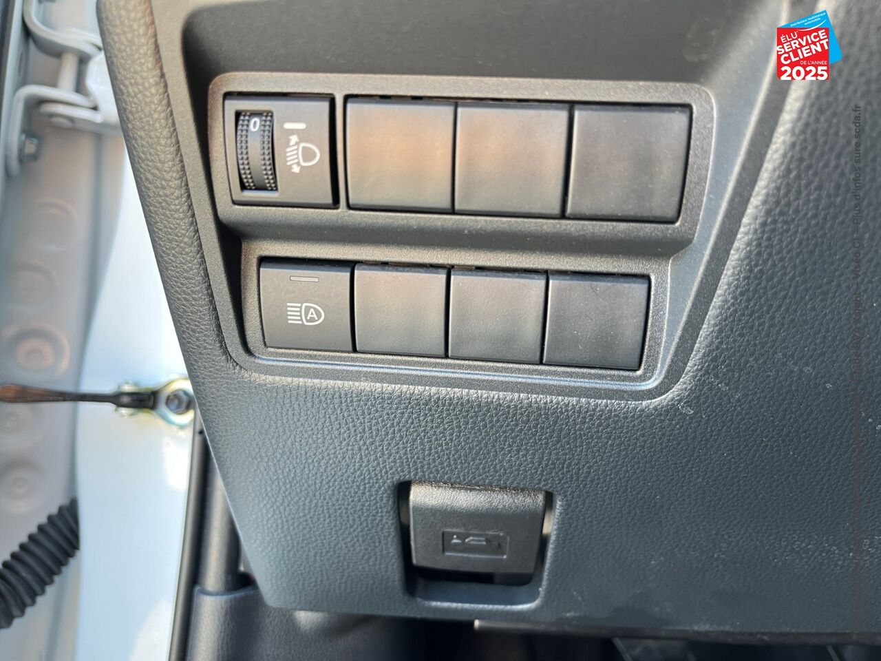 Véhicule d'occasion TOYOTA YARIS 120 VVT-I DYNAMIC BUSINESS 5P MC24 chez Toyota Saint Dizier