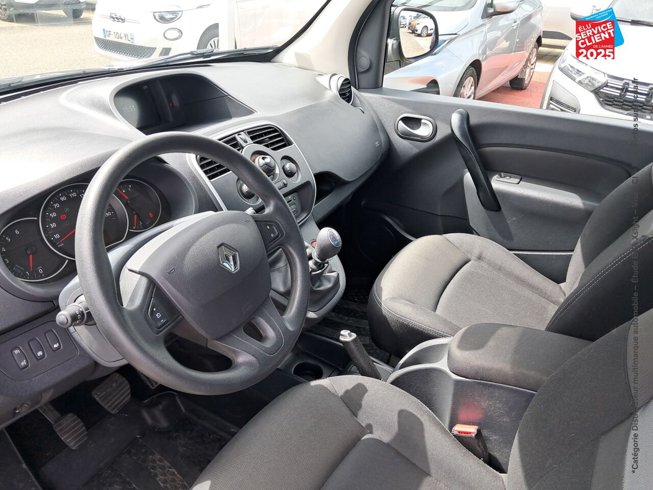 Véhicule d'occasion RENAULT KANGOO 1.5 BLUE DCI 115CH BUSINESS ATTELAGE chez Toyota Thionville