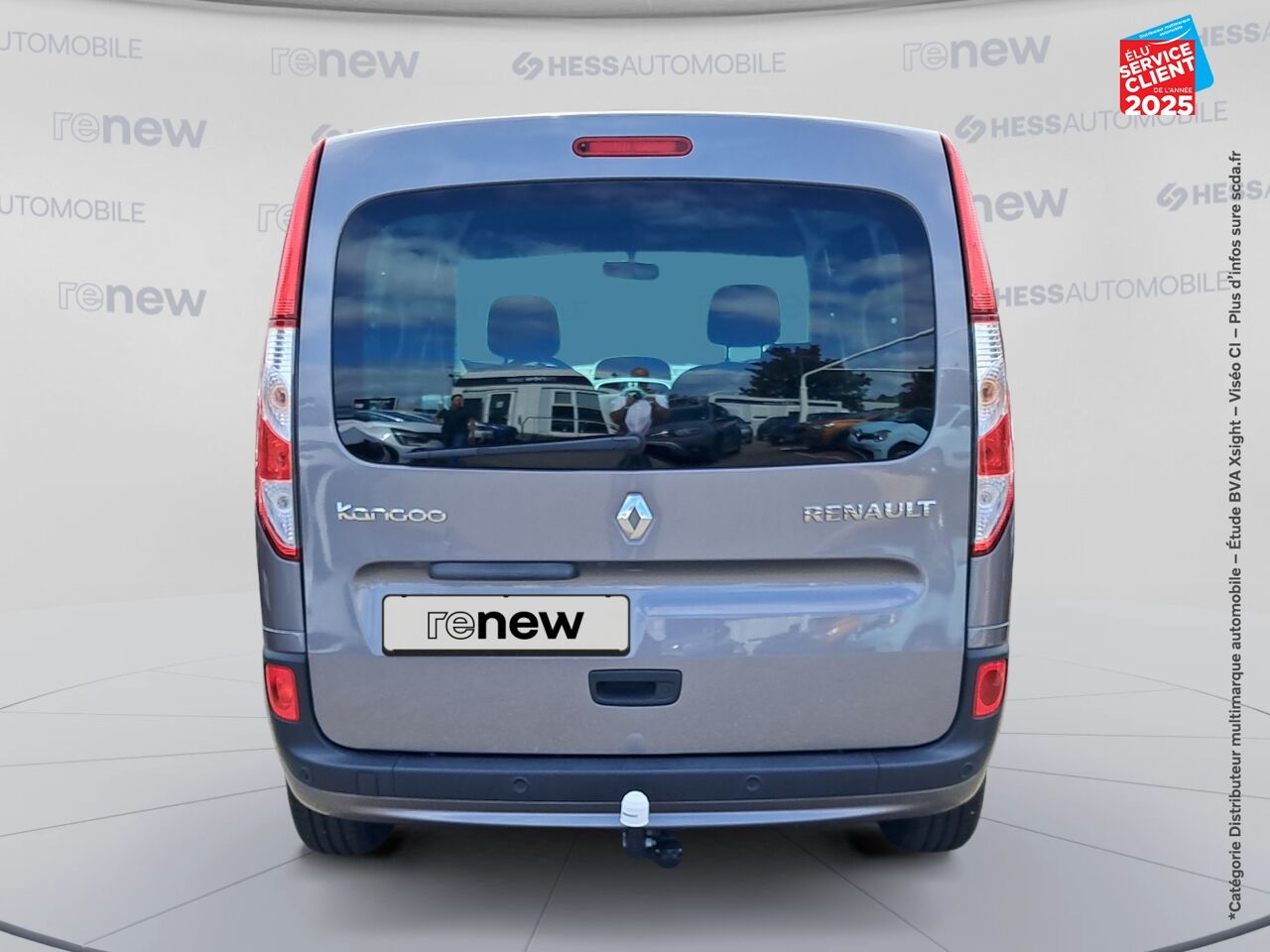 Véhicule d'occasion RENAULT KANGOO 1.5 BLUE DCI 115CH BUSINESS ATTELAGE chez Toyota Thionville