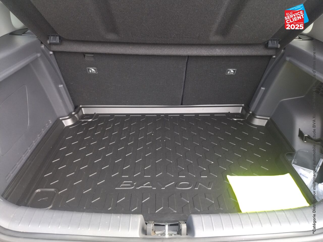 Véhicule d'occasion HYUNDAI BAYON 1.0 T-GDI 100CH HYBRID 48V CREATIVE DCT-7 CAMERA CARPLAY chez Nissan Strasbourg