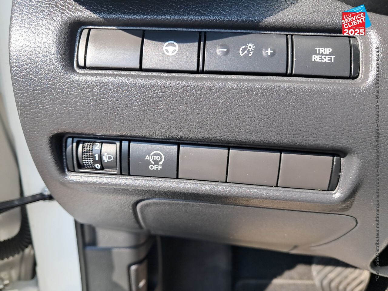 Véhicule d'occasion NISSAN JUKE 1.0 DIG-T 117CH TEKNA DCT chez Nissan Belfort