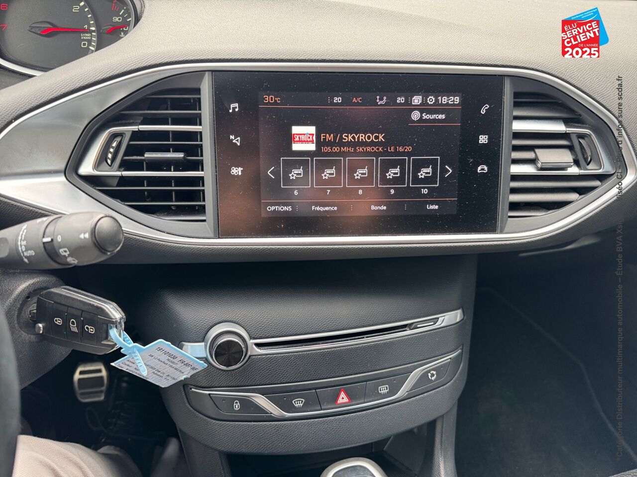 Véhicule d'occasion PEUGEOT 308 1.2 PURETECH 110CH S/S STYLE chez Renault Colmar