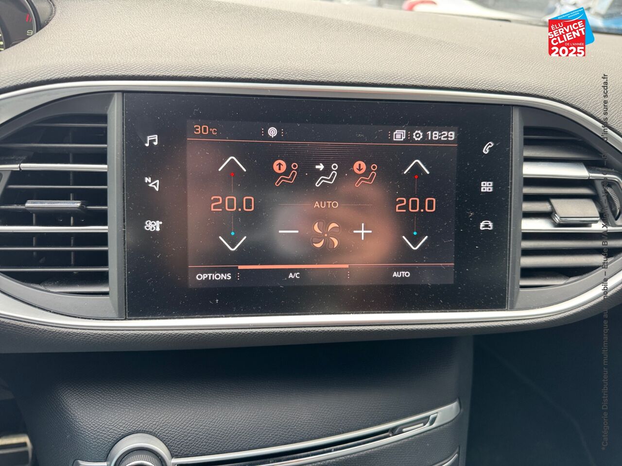 Véhicule d'occasion PEUGEOT 308 1.2 PURETECH 110CH S/S STYLE chez Renault Colmar