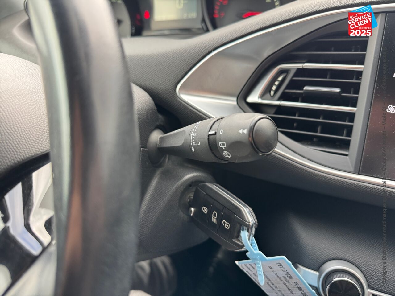 Véhicule d'occasion PEUGEOT 308 1.2 PURETECH 110CH S/S STYLE chez Renault Colmar