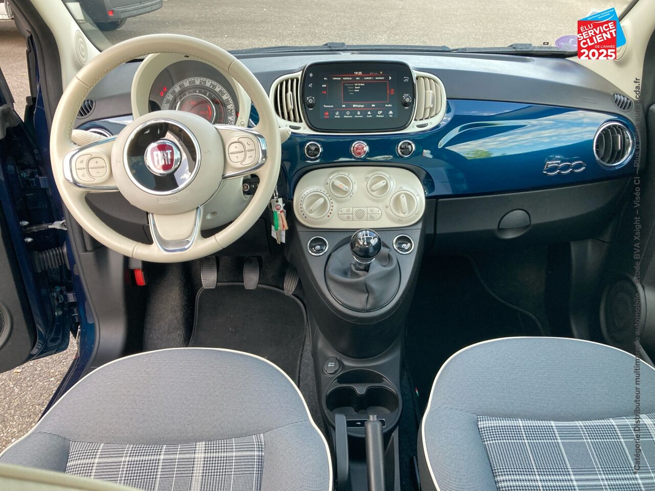 Véhicule d'occasion FIAT 500 1.2 8V 69CH ECO PACK LOUNGE TPANO chez HESS Automobile