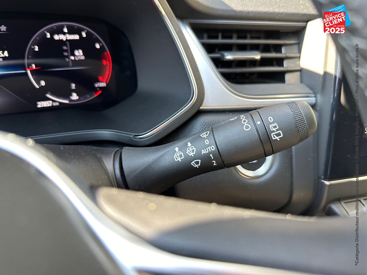 Véhicule d'occasion RENAULT CAPTUR 1.0 TCE 90CH TECHNO chez Renault Sélestat