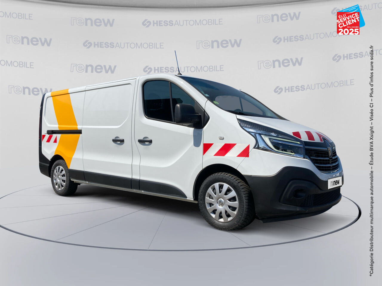 Véhicule d'occasion RENAULT TRAFIC FG L2H1 1300 1.6 DCI 95CH GRAND CONFORT E6 ATTELAGE chez HESS Automobile