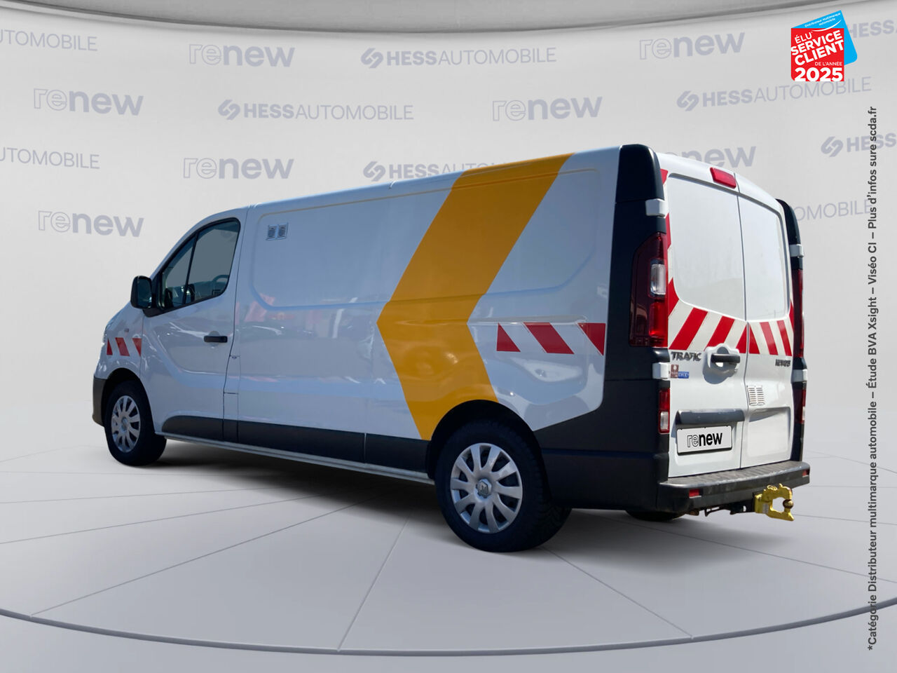 Véhicule d'occasion RENAULT TRAFIC FG L2H1 1300 1.6 DCI 95CH GRAND CONFORT E6 ATTELAGE chez HESS Automobile