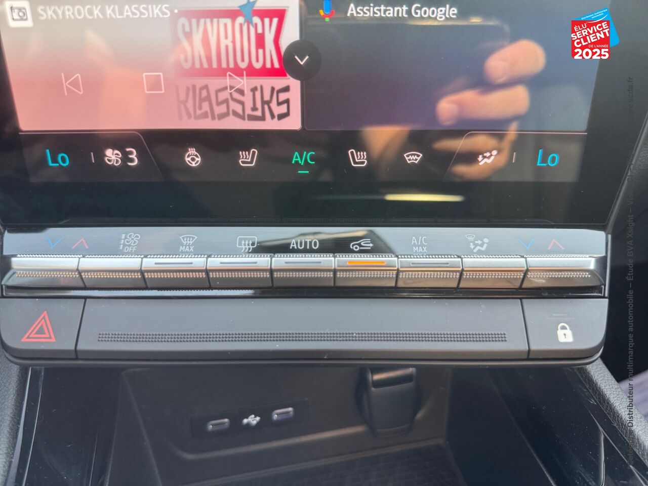Véhicule d'occasion RENAULT ESPACE 1.2 E-TECH FULL HYBRID 200CH ESPRIT ALPINE 7 PLACES - 24 chez Hyundai Strasbourg